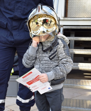 Devenir pompier volontaire, c'est parfois une vocation dès le plus jeune âge.
